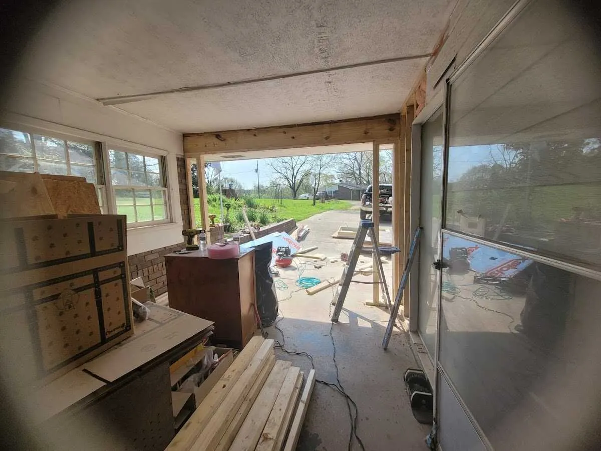 Air movers and dehumidifier for Water Mitigation Services in Siesta Key